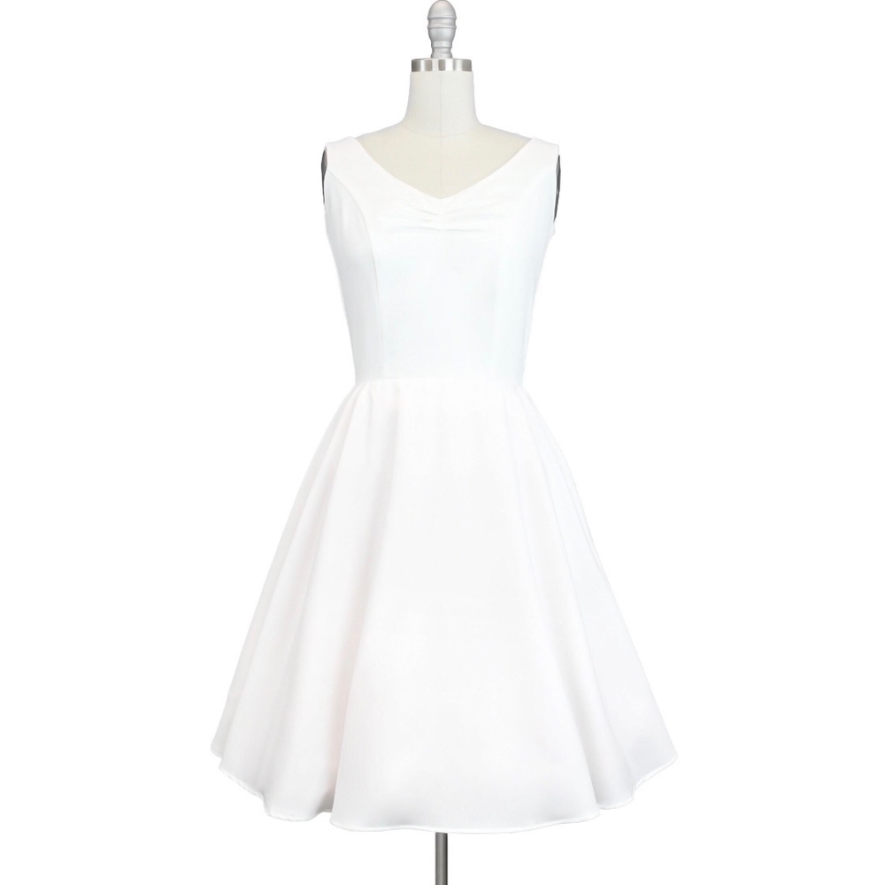 Sleeveless Vintage Ivory Dress XS - 3XL